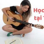 Học guitar TPHCM - nên học online hay offline